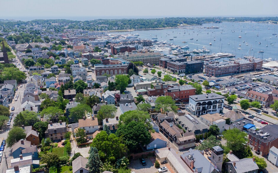 More Photos Of 28 Pelham St, Newport Office For Sale