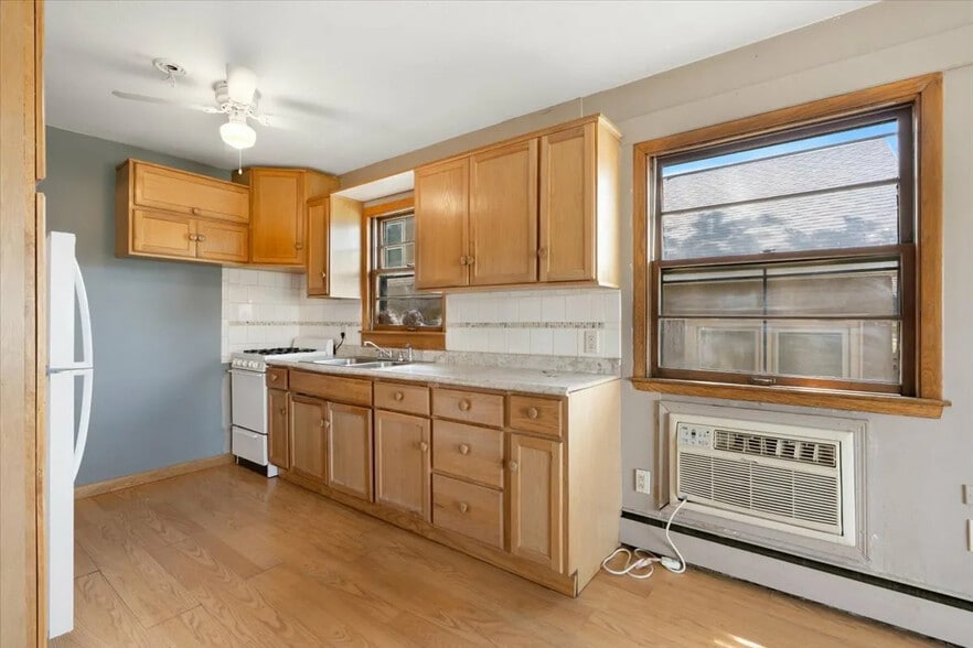 More Photos Of 3545 12th Ave S, Minneapolis Apartments For Sale