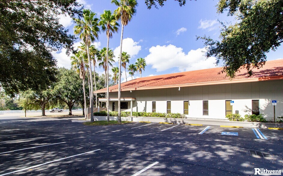 More Photos Of 4100 Recker Hwy, Winter Haven Warehouse For Lease