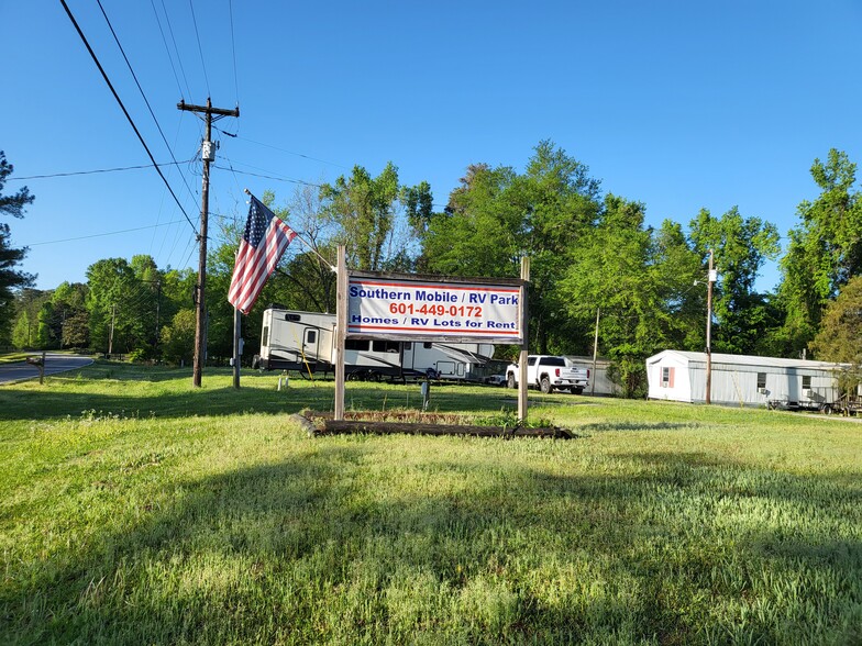 Primary Photo Of 8325 Poplar Springs Dr, Meridian Manufactured Housing Mobile Home Park For Sale