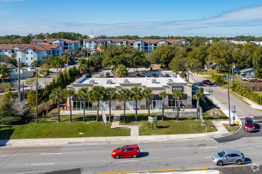 More Photos Of 2076 Seminole Blvd, Largo Freestanding For Lease