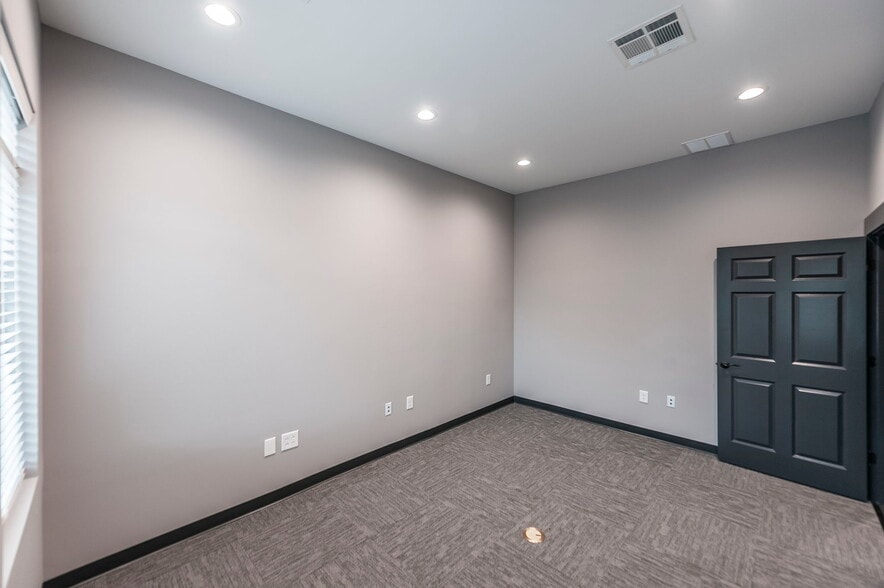 More Photos Of 190D Saundersville Rd, Hendersonville Office For Lease