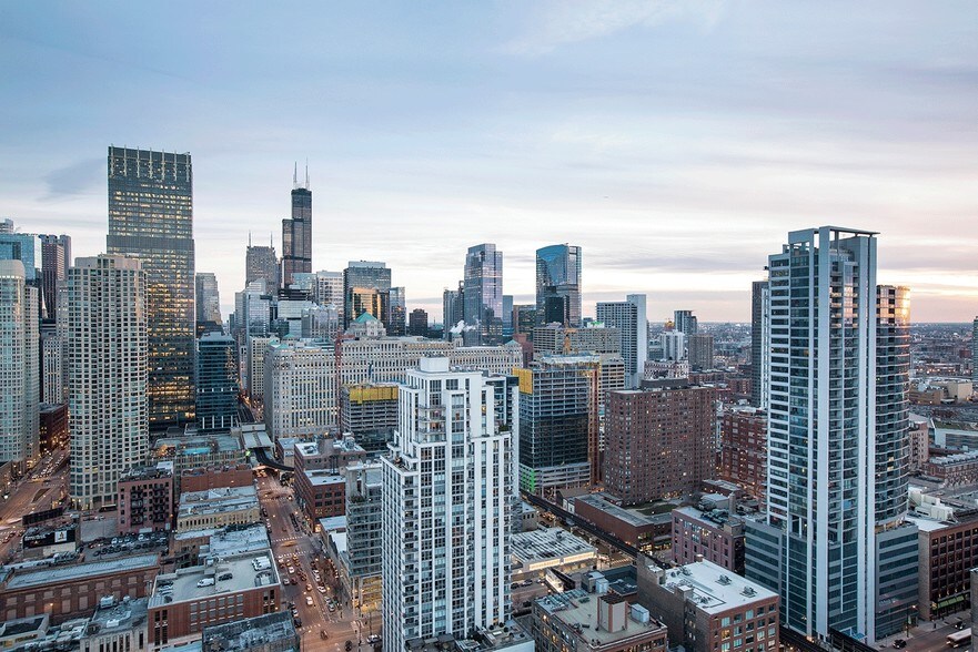 More Photos Of 637-643 N Wells St, Chicago Apartments For Lease