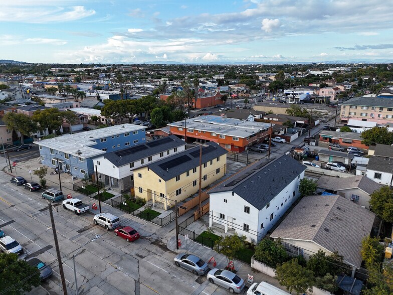 More Photos Of 815 G St, Wilmington Apartments For Sale