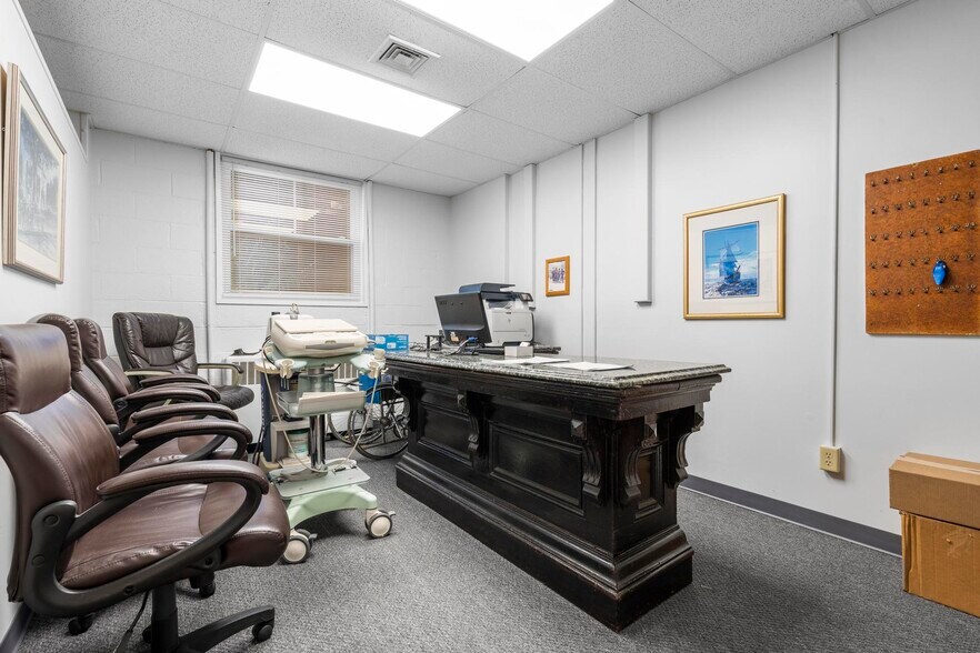 More Photos Of 385 Main St, West Haven Medical For Sale