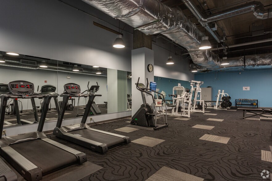 More Photos Of 1575 Garden of the Gods Rd, Colorado Springs Light Manufacturing For Lease