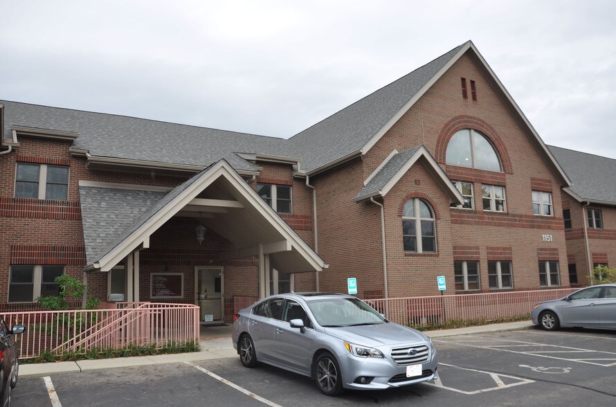 More Photos Of 1151 Bethel Rd, Columbus Medical For Lease