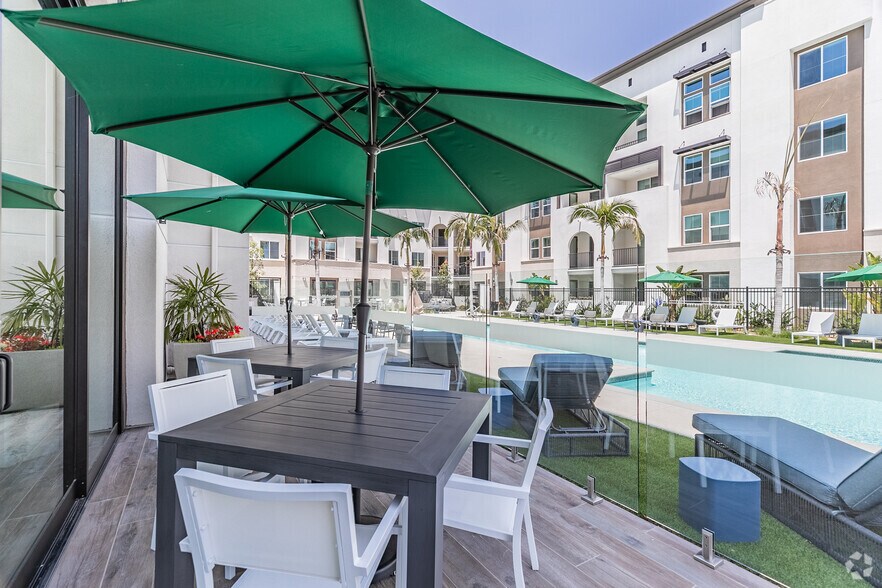 More Photos Of 1445 Town Center Dr, Chula Vista Apartments For Lease