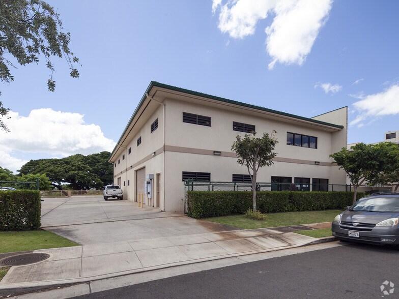 More Photos Of 94-423 Akoki St, Waipahu Warehouse For Lease