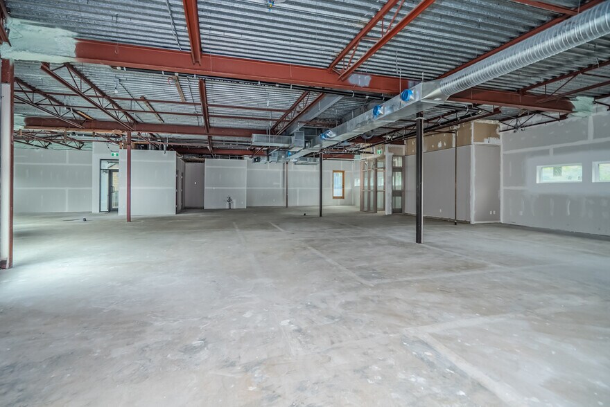 More Photos Of 3455 Victoria Dr, Vancouver Office For Sale