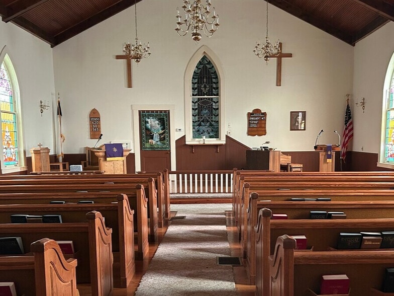 More Photos Of 560 Old Bethel Church Rd, Winchester Specialty For Sale