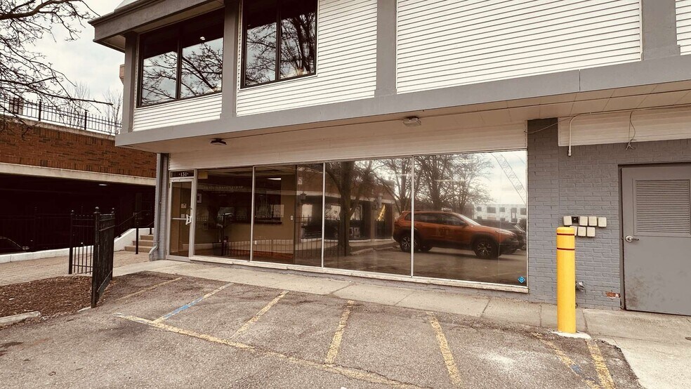 More Photos Of 135-139 E Cady St, Northville Storefront Retail Office For Lease
