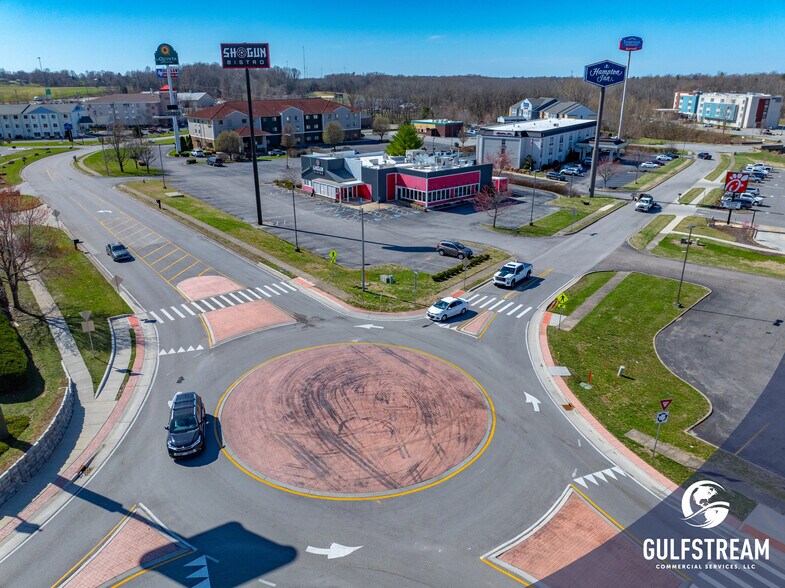 More Photos Of 200 Commerce Dr, Elizabethtown Restaurant For Sale