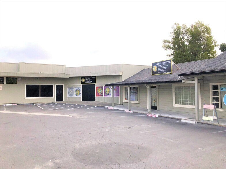 More Photos Of 2500-2538 Jefferson St, Napa Unknown For Lease