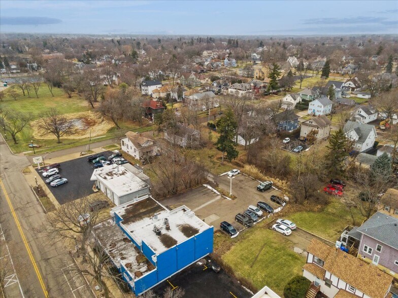 More Photos Of , Wheaton Unknown For Sale