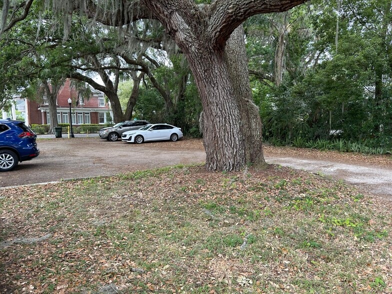 More Photos Of 1625 S Florida Ave, Lakeland Medical For Sale