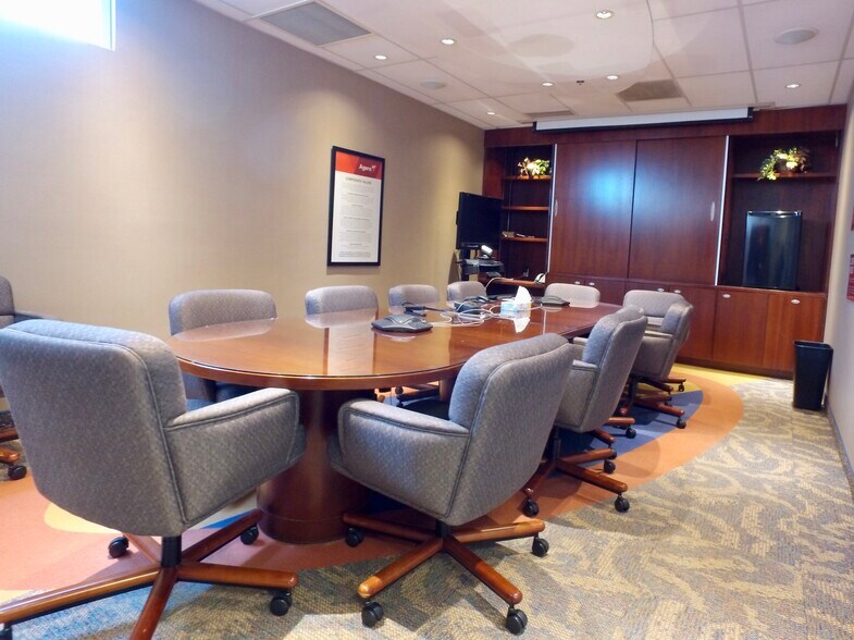 More Photos Of 475 Pim St, Sault Ste. Marie Supermarket For Sale