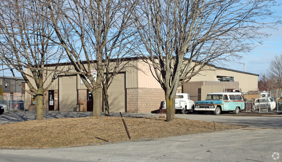 Primary Photo Of 1682 Baseline Rd W, Clarington Service For Lease