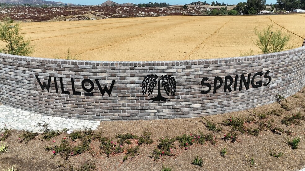More Photos Of Parcel 3 Willow Springs, Murrieta Land For Lease