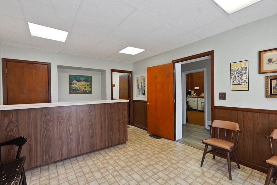 More Photos Of 1032 Columbus St, Harrisburg Medical For Sale