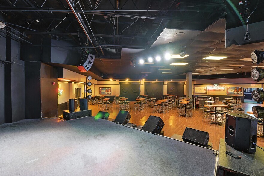 More Photos Of 9660 Dry Fork Rd, Harrison Theater Concert Hall For Sale