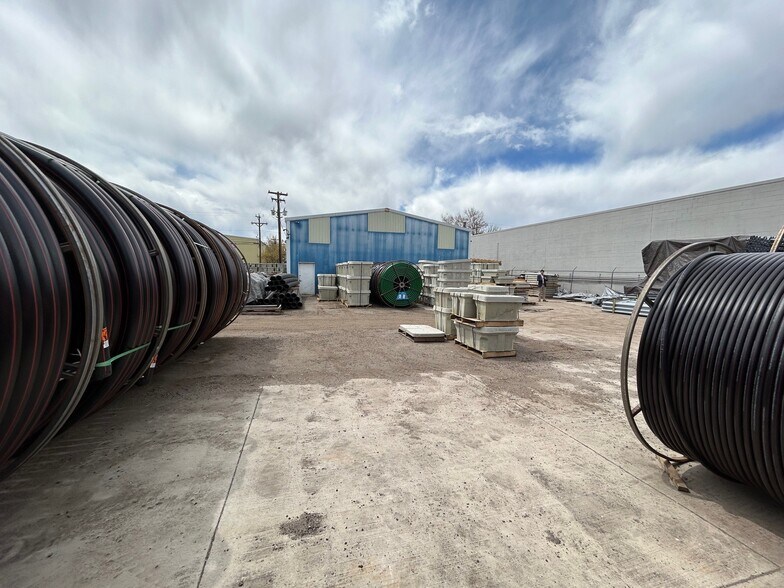 More Photos Of 4940 Monaco St, Commerce City Warehouse For Lease