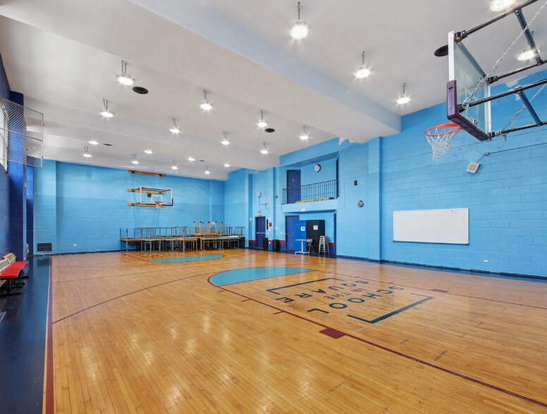 More Photos Of 124 Wadsworth Ave, New York Religious Facility For Lease