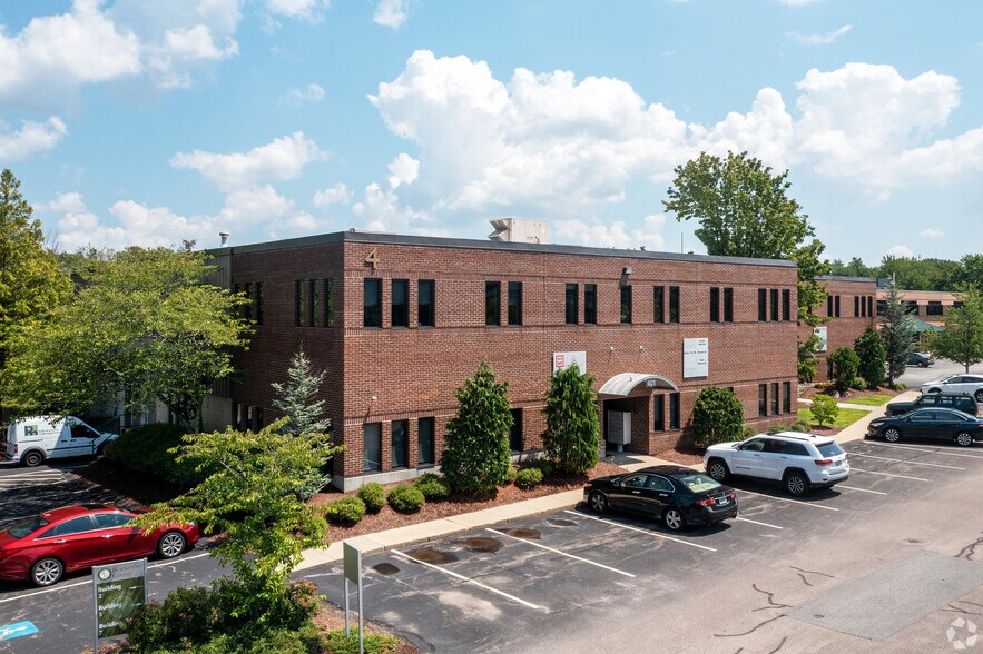 More Photos Of 6 Blackstone Valley Pl, Lincoln Office For Sale