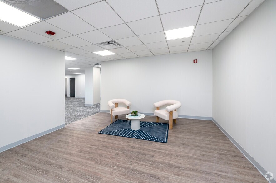 More Photos Of 4520 East West Hwy, Bethesda Office For Lease