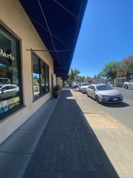 More Photos Of 1214-1218 Main St, Saint Helena Storefront Retail Office For Lease