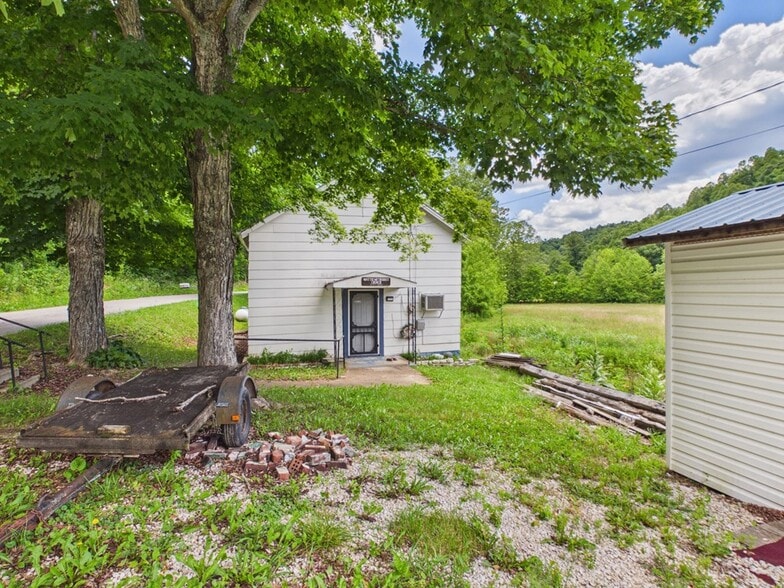 More Photos Of 2071 Mattie Rd, Louisa Religious Facility For Sale