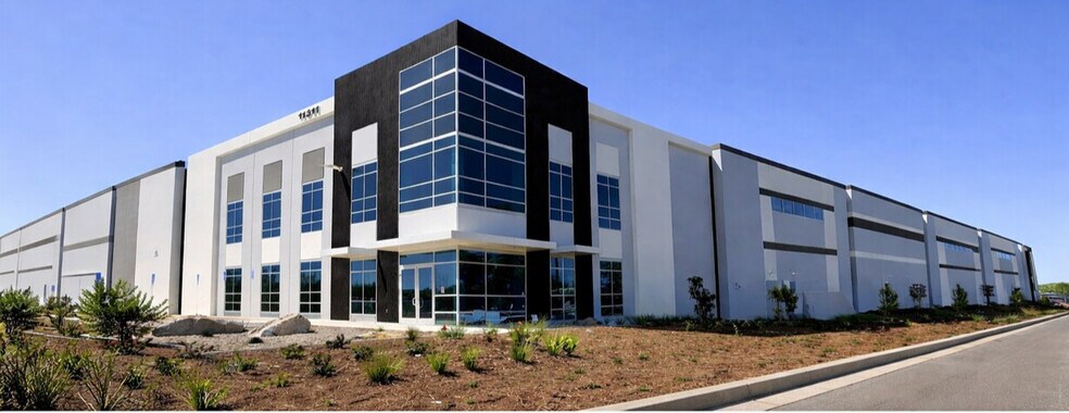 Primary Photo Of 11311 Western Ave, Garden Grove Manufacturing For Lease