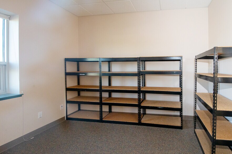 More Photos Of 5055 Chaparral Ct, Boulder Flex For Sale