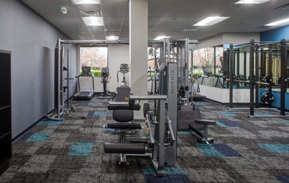 More Photos Of 20116 Ashbrook Pl, Ashburn Unknown For Lease