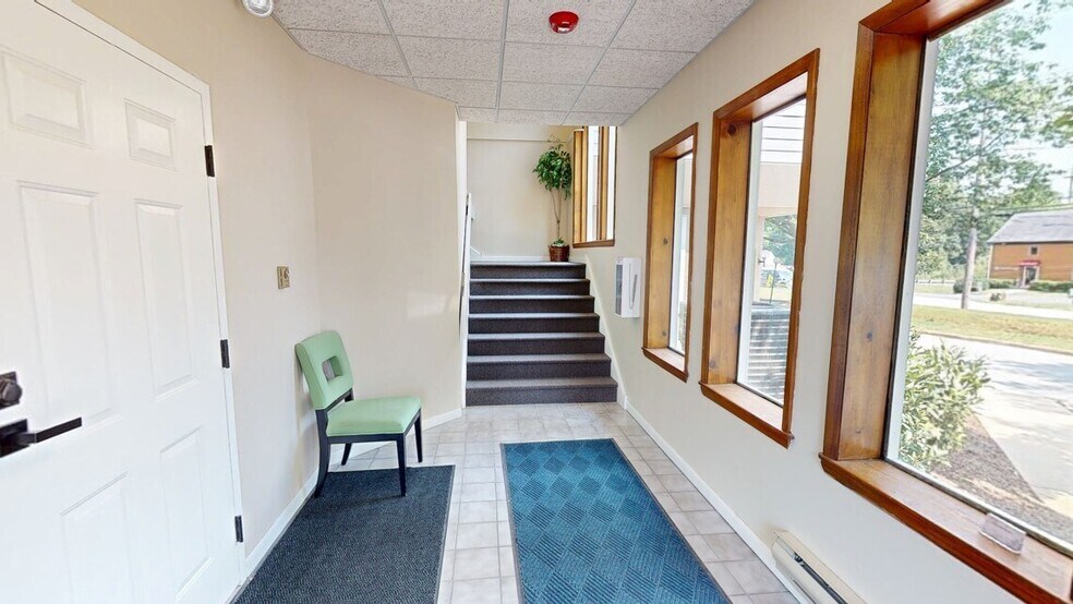 More Photos Of 617-631 Swedesford Rd, Malvern Office For Sale