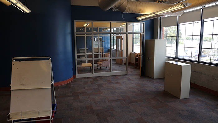 More Photos Of 1145 E 22nd St, Indianapolis Light Distribution For Sale