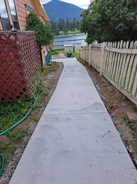 More Photos Of 405 Main st, Thompson Falls Office For Sale