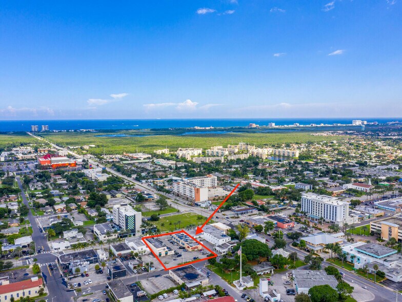 More Photos Of 19-33 N Federal Hwy, Dania Freestanding For Sale