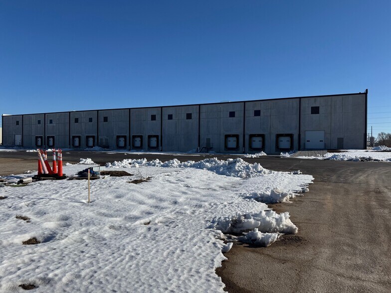 More Photos Of 1201 Kretschmer, Manhattan Manufacturing For Lease