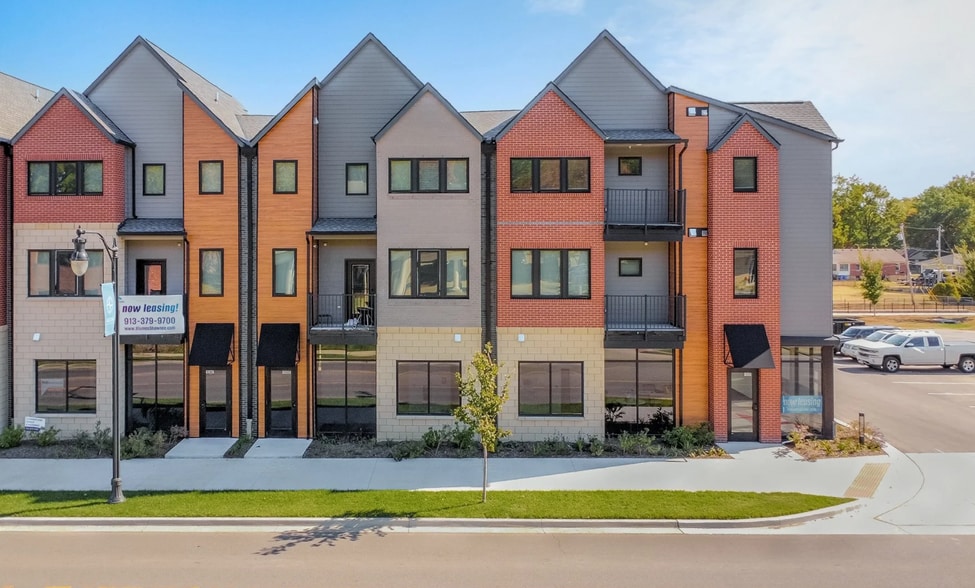 More Photos Of 6101-6123 Nieman Road, Shawnee Apartments For Lease