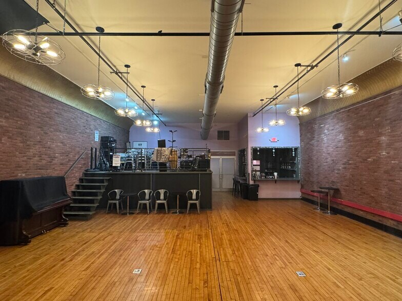 More Photos Of 4323 Main St, Philadelphia General Retail For Sale