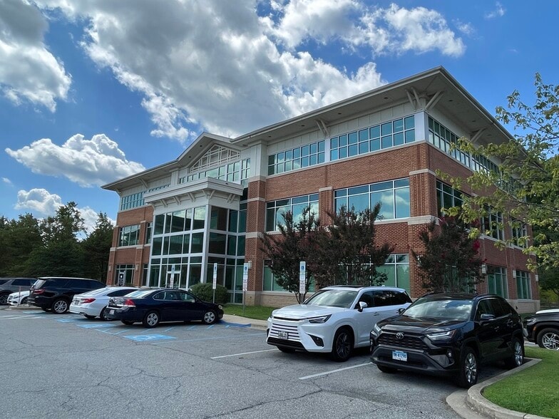 Primary Photo Of 4225 Altamont Pl, White Plains Medical For Sale