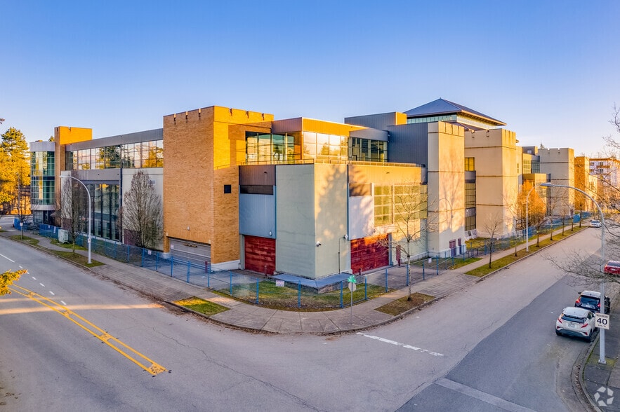 More Photos Of 14178 104th Ave, Surrey Office For Lease