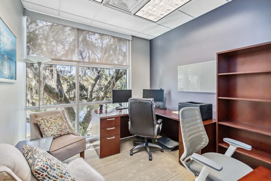 More Photos Of 11002 Lake Hart Dr, Orlando Religious Facility For Lease