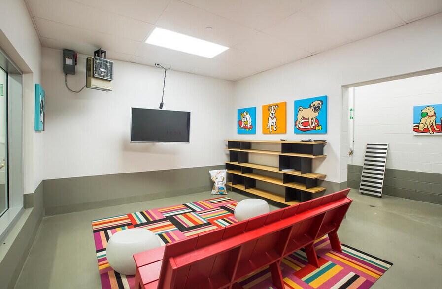 More Photos Of 1369 Spruce Pl, Minneapolis Apartments For Lease