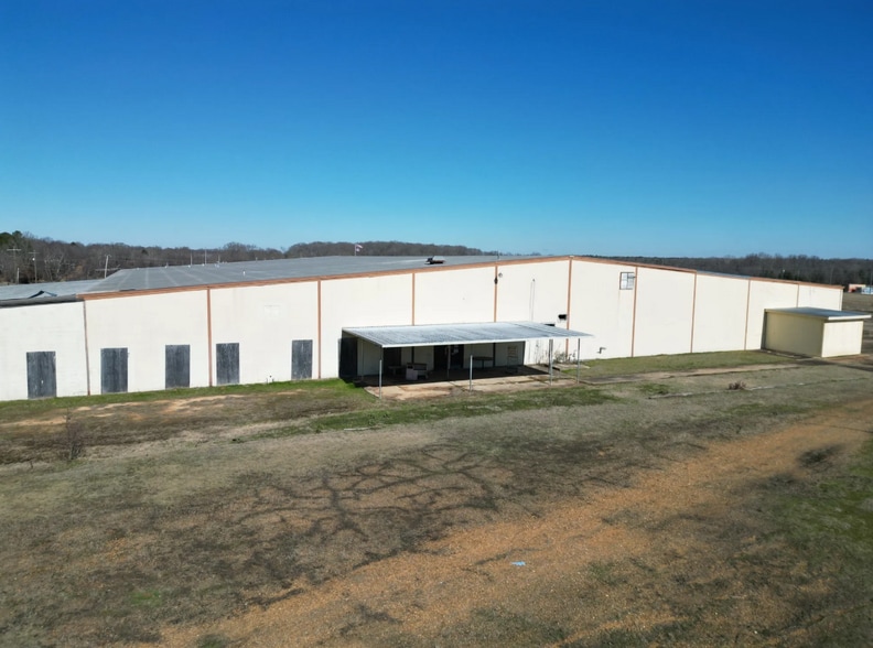 Primary Photo Of 9 Industrial Blvd, Winona Manufacturing For Sale