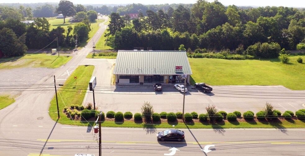 More Photos Of 5746 Old US 52 Hwy, Lexington Convenience Store For Lease
