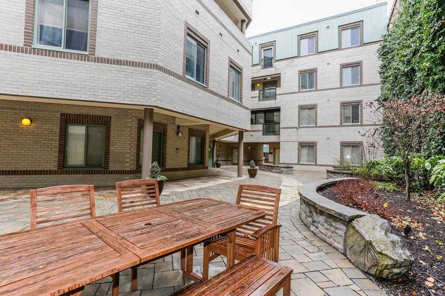 More Photos Of 2141 Wisconsin Ave NW, Washington Apartments For Sale