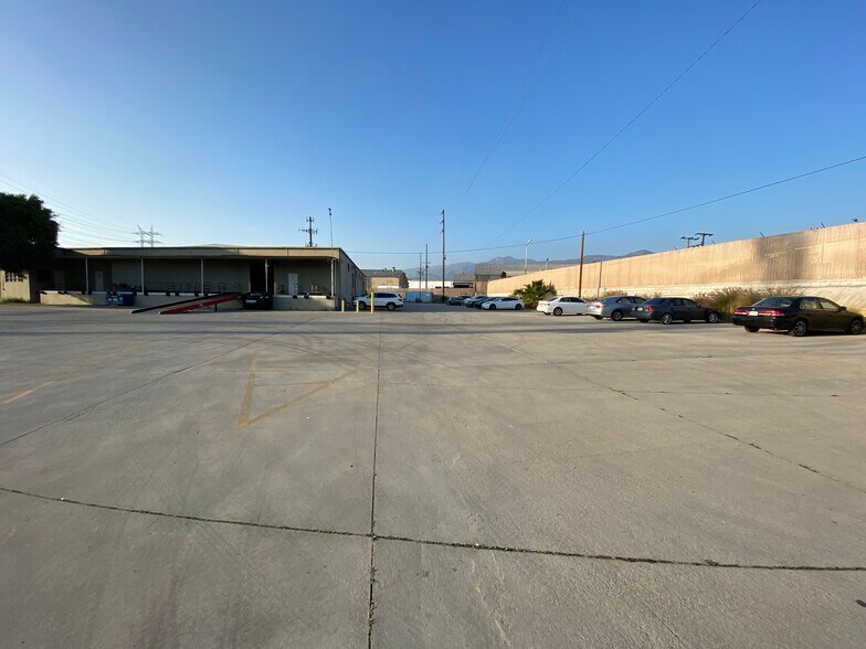 Primary Photo Of 4623 Brazil St, Los Angeles Manufacturing For Lease