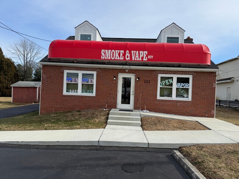 More Photos Of 123 Wilmington W Chester Pike, Chadds Ford General Retail For Lease